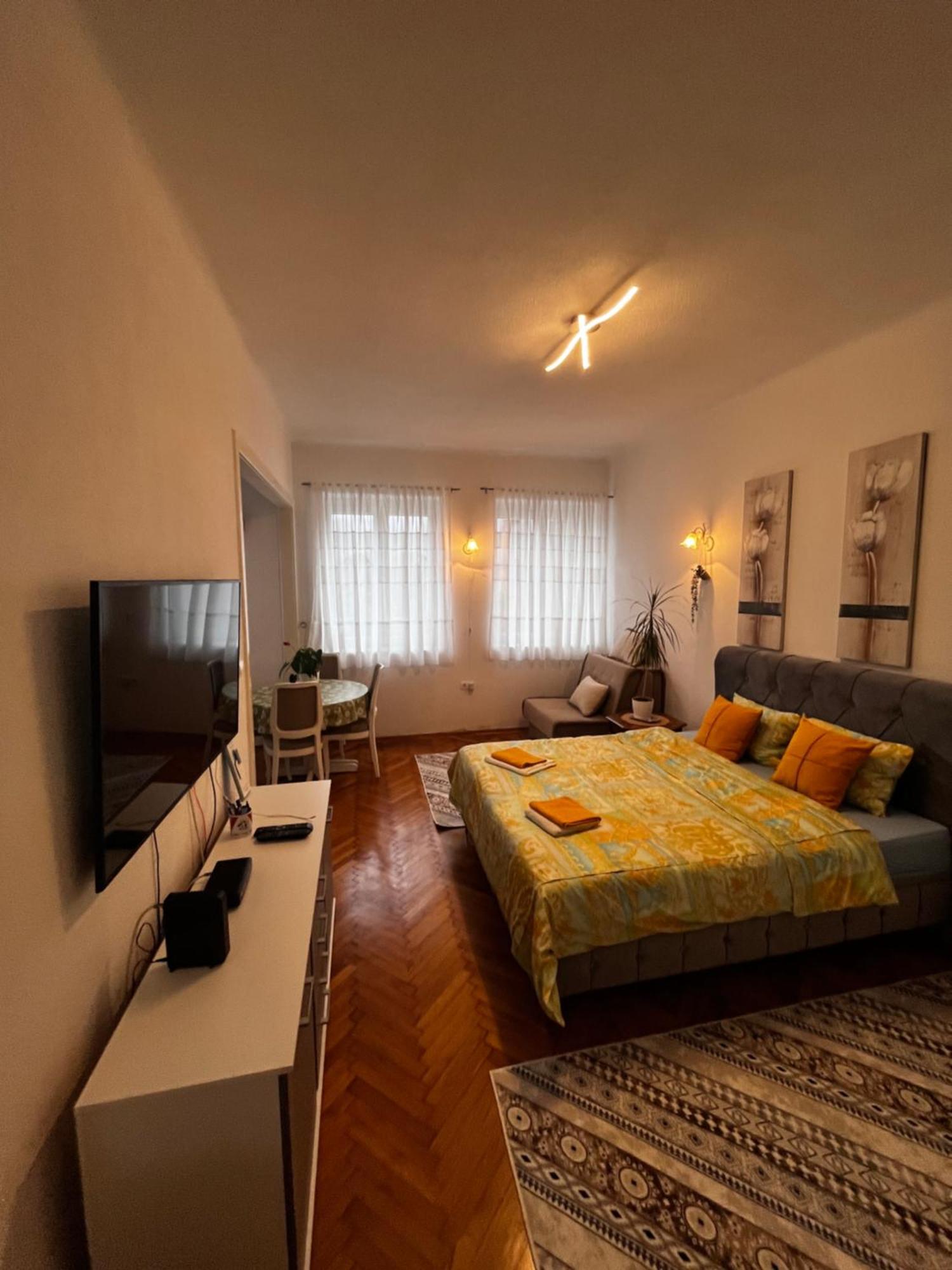 Nina Apartment Sarajevo Buitenkant foto